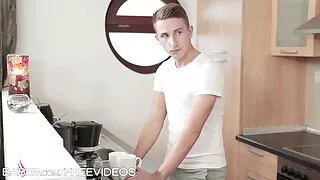 মানুষ সেক্স ভিডিও বেঙ্গলি শুট উপর চাকার অংশবিশেষ লিঙ্গ সঙ্গে স্ত্রী এবং তথা উপর তার মুখ