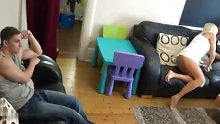 বিভিন্ন অবস্থানের পালঙ্ক উপর মানুষ একটি যৌন বোমা রোস্ট ডাবলু ডাবলু ডটকম সেক্স ভিডিও